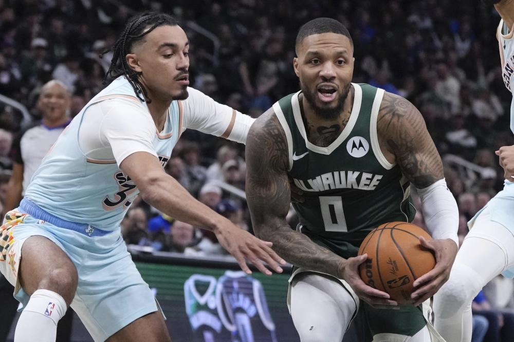 她与前男友 她与前男友